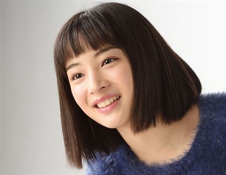 広瀬すず風メイクのやり方！透明感のあるふんわりキュート顔の作り方